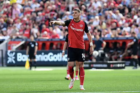 باتريك شيك: أتمنى البقاء مع باير ليفركوزن